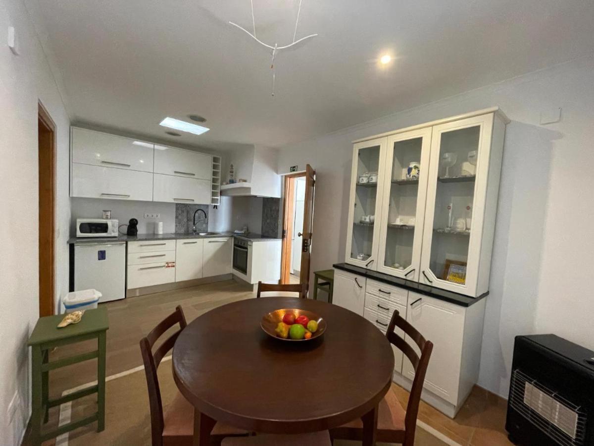 Casa Do Vicente, Localizada A 1.7Km Da Praia. Ribamar  Εξωτερικό φωτογραφία
